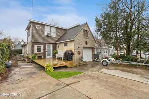 36 Gladney Ave, Toms River, NJ 08753