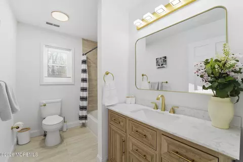 Bath - 781 Harmony Rd, Jackson, NJ 08527 photo 2 of 5