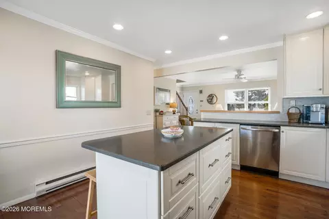 363 Roberts Ave, Seaside Park, NJ 08752 photo 22