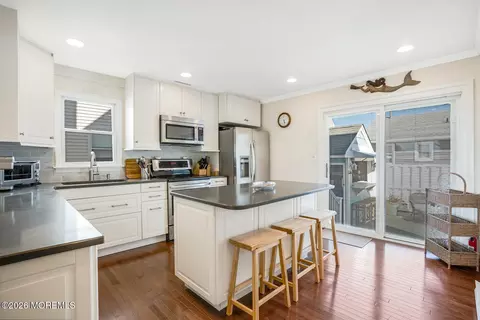 363 Roberts Ave, Seaside Park, NJ 08752 photo 20