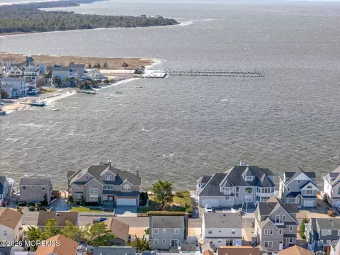 363 Roberts Ave, Seaside Park, NJ 08752 photo 8