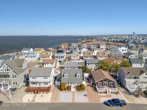 363 Roberts Ave, Seaside Park, NJ 08752 photo 7
