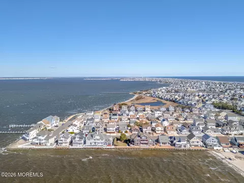 363 Roberts Ave, Seaside Park, NJ 08752 photo 10