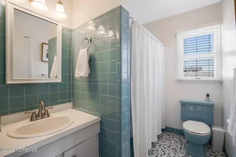 363 Roberts Ave, Seaside Park, NJ 08752 photo 37