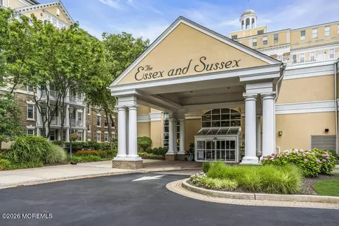 700 Ocean Ave #205, Spring Lake, NJ 07762