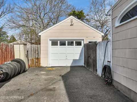 Exterior - 48 Birch Dr, Brick, NJ 08723 photo 4 of 4