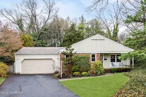 104 E Washington Ave, Atlantic Highlands, NJ 07716
