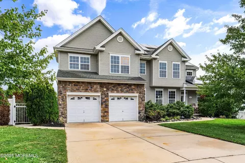 8 Ridgeway Ln, Little Egg Harbor, NJ 08087