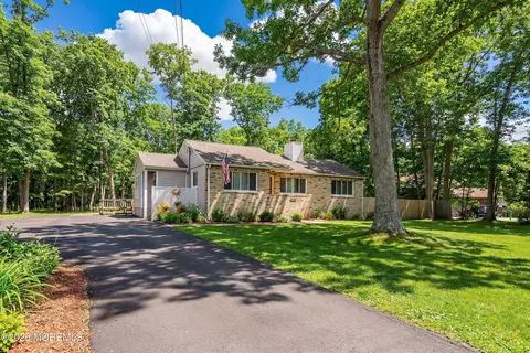 241 New Central Ave, Jackson, NJ 08527