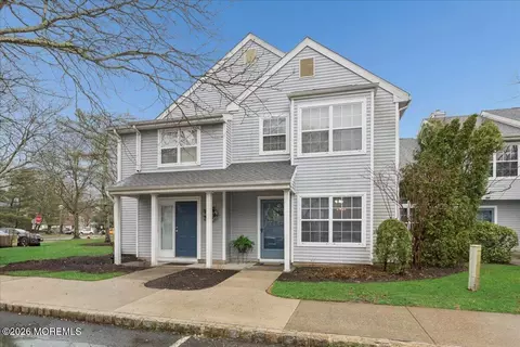 437 Hampton Ct #12-1, Manalapan, NJ 07726