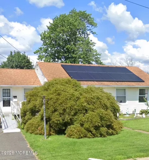 110 Dewey St, Toms River, NJ 08753