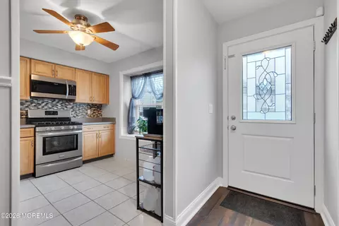 Entry Way - 131 Meli Ln, Jackson, NJ 08527 photo 1 of 2