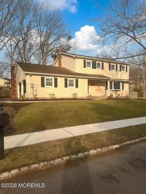 2 W End Ave, Spotswood, NJ 08884
