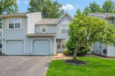 22 Ross Ter, Manalapan, NJ 07726
