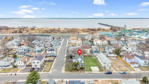 59 Highland Blvd, Keansburg, NJ 07734