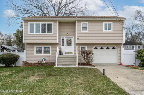 96 Cooper Blvd, Red Bank, NJ 07701