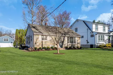 47 Johnson Ave, West Caldwell, NJ 07007
