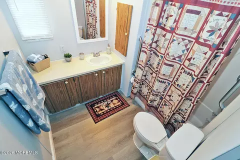 Bath - 20 Eagle Dr, Whiting, NJ 08759 photo 5 of 5