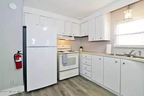 Kitchen - 20 Eagle Dr, Whiting, NJ 08759 photo 2 of 4