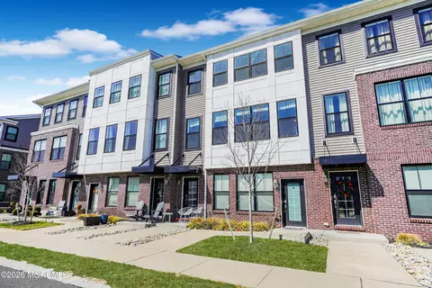 37 Midway Rd N, Tinton Falls, NJ 07724