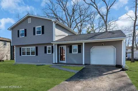 593 Leanora St, Brick, NJ 08723