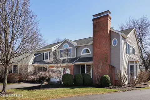 13 Country Ln, Little Silver, NJ 07739