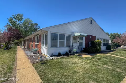 175 Columbine Ave #A, Whiting, NJ 08759