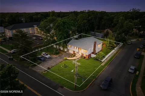 271 Joe Parker Rd, Lakewood, NJ 08701