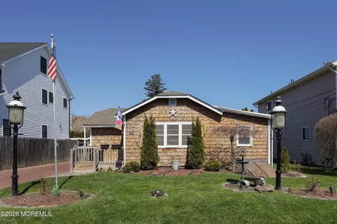 2204 Hill Ave, Wall, NJ 07719