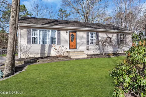354 Western Blvd, Bayville, NJ 08721