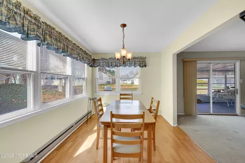 Dining - 11 The Blvd, Brick, NJ 08724 photo 1 of 5