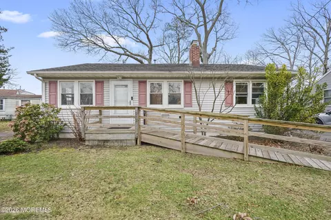 902 Sunset Ave, Point Pleasant, NJ 08742
