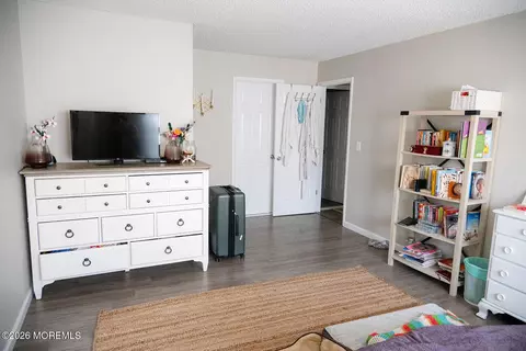 Bedroom - 1502 Jasmine Ct, Jackson, NJ 08527 photo 2 of 2