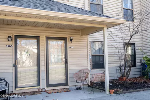 1502 Jasmine Ct, Jackson, NJ 08527