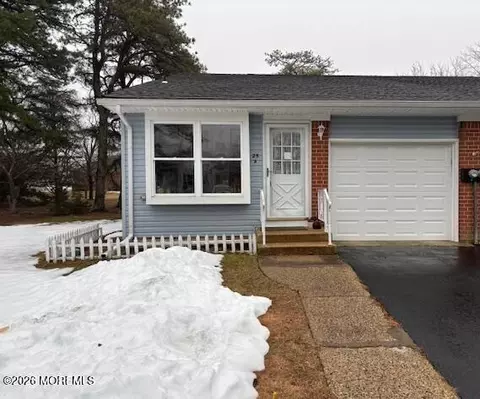 25 Hancock Dr #A, Whiting, NJ 08759