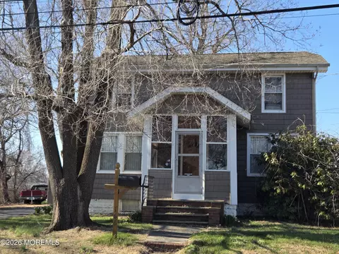 166 Furman Blvd, Old Bridge, NJ 08857