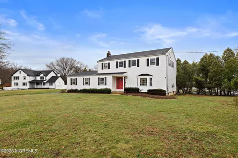 2 Bernice Dr, Freehold, NJ 07728