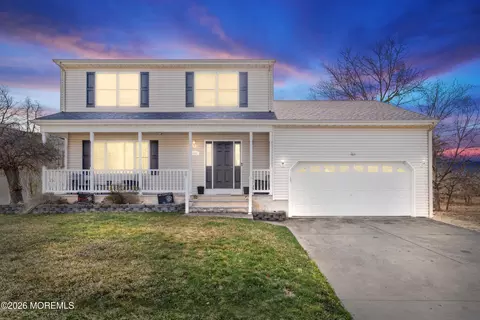 1409 Cable Ave, Beachwood, NJ 08722