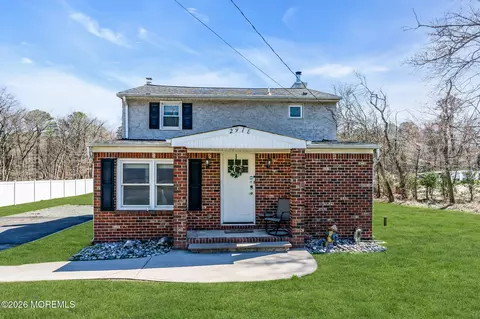 2978 Shafto Rd, Tinton Falls, NJ 07753