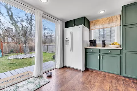 Kitchen - 82 Clearwater Dr, Waretown, NJ 08758 photo 5 of 5