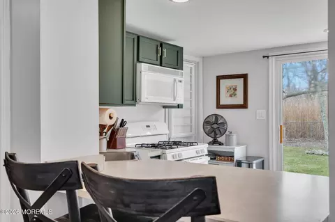 Kitchen - 82 Clearwater Dr, Waretown, NJ 08758 photo 1 of 5