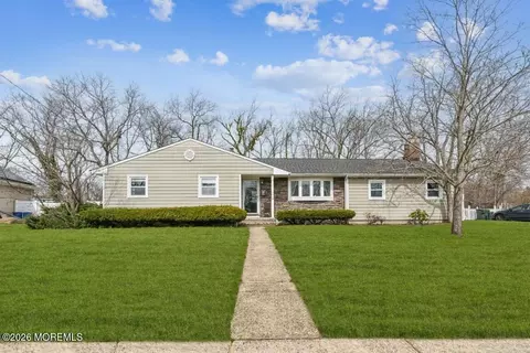 26 Lexington Rd, Howell, NJ 07731