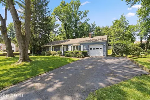 4 The Trl, Middletown, NJ 07748
