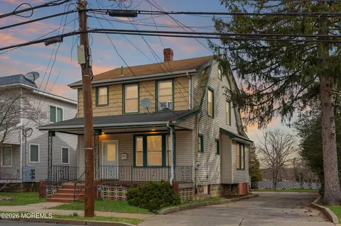 213 S Main St, Milltown, NJ 08850