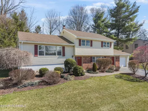 11 Pilgrim Way, Wayne, NJ 07470 photo 2