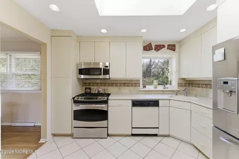 11 Pilgrim Way, Wayne, NJ 07470 photo 10