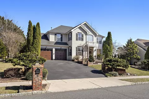 5 Jon Dr, Barnegat, NJ 08005