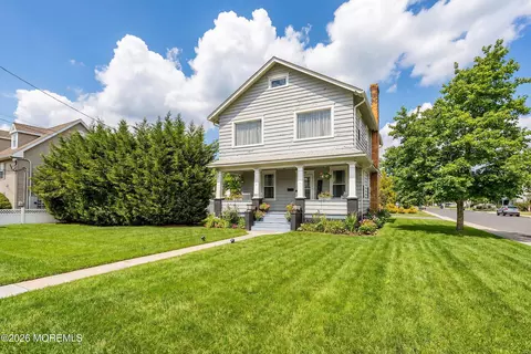 100 Main St, Farmingdale, NJ 07727