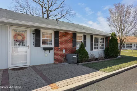 1108 Argyll Cir # A, Lakewood, NJ 08701