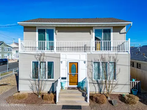 126 Randall Ave, Point Pleasant Beach, NJ 08742